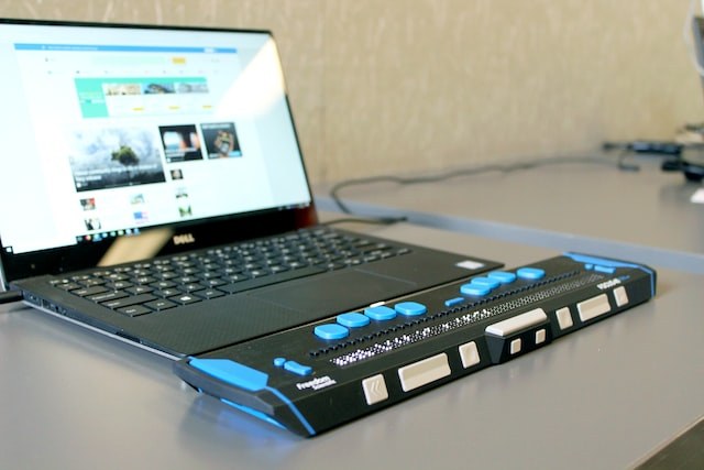Laptop With Braille Reader